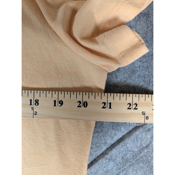 The‎ North Face Womens Peach Logo T Shirt Tee Size XL - Picture 7 of 7